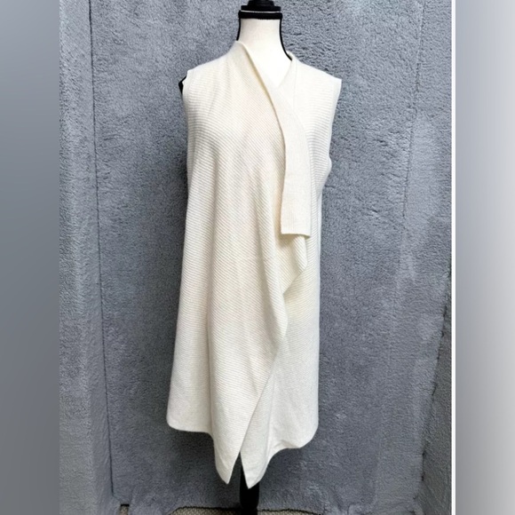 EUC! Nanette Lepore Cardigan Sweater Cream Cashmere Quiet Luxury Staple! S-Lrg - Picture 1 of 11